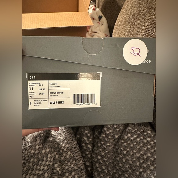 New Balance Women's Beige Sneakers - Picture 3 of 3